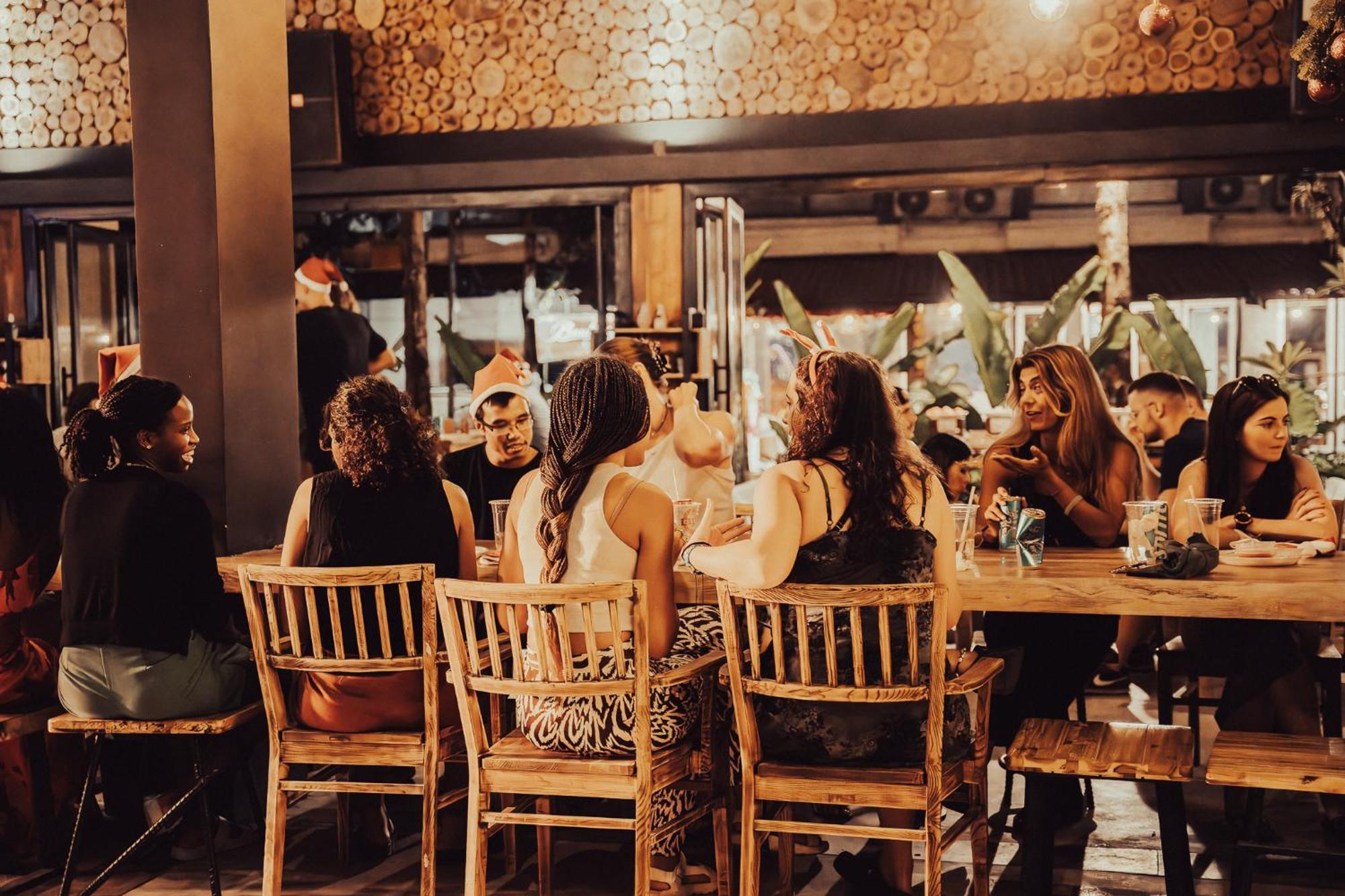 9Station Hostel & Bar Phú Quý Zewnętrze zdjęcie